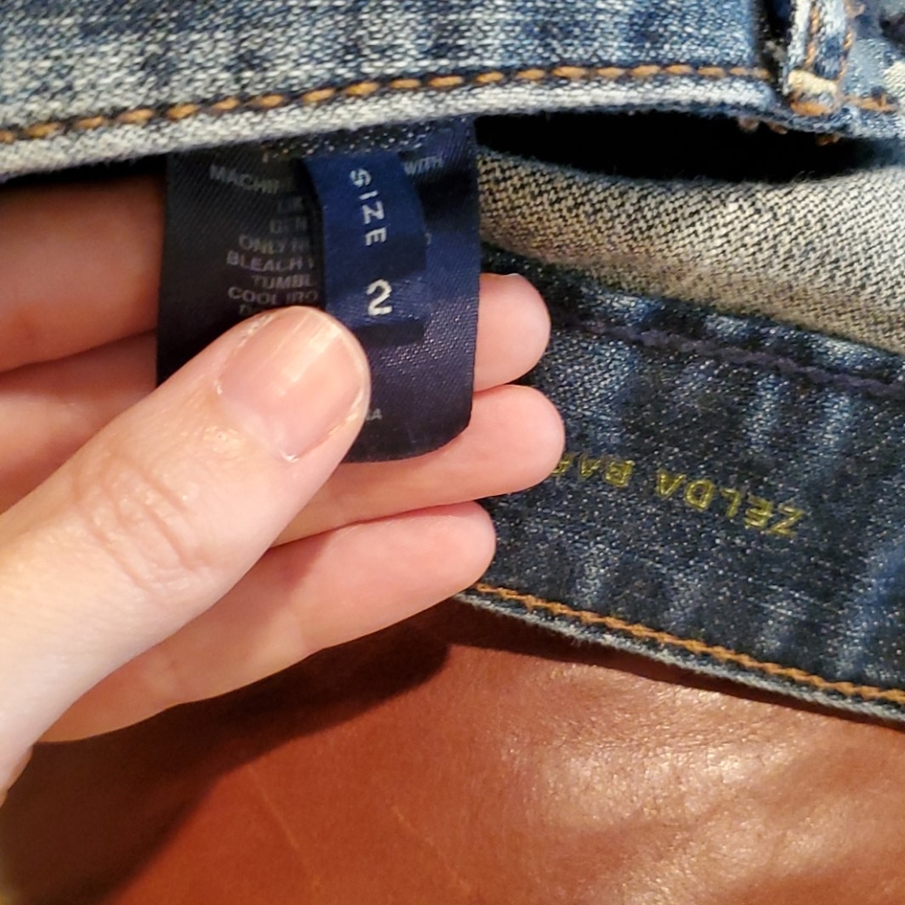 Jeans - Picture 4 of 4